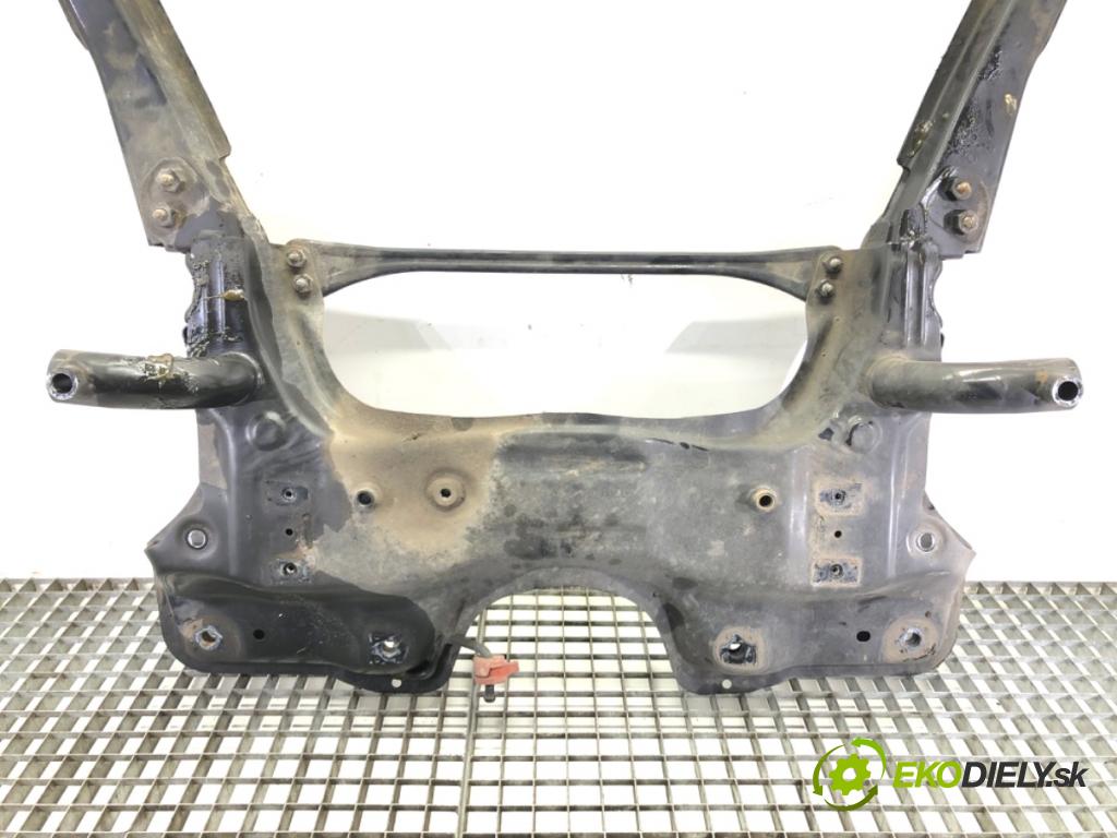 FIAT DOBLO II Nadwozie pełne/minivan 2016 66 kW 1.3 D Multijet 1248 výztuha pod motor  (Přední výztuha)