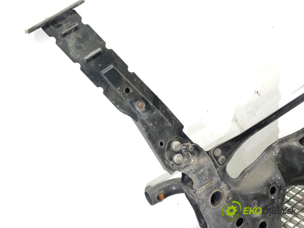 FIAT DOBLO II Nadwozie pełne/minivan 2016 66 kW 1.3 D Multijet 1248 výztuha pod motor  (Přední výztuha)