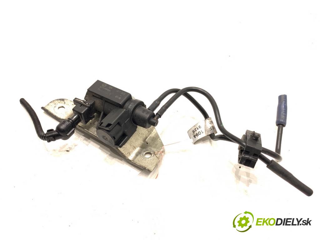 FIAT DOBLO II Nadwozie pełne/minivan 2016 66 kW 1.3 D Multijet 1248 Ventil tlaku 55228986 (Ventil)