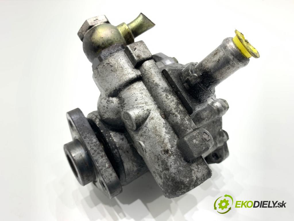 AUDI A4 B6 Kombi 2004 96 kW 1.9 TDI 1896 pumpa servočerpadlo 8E0145155N (Servočerpadlo)