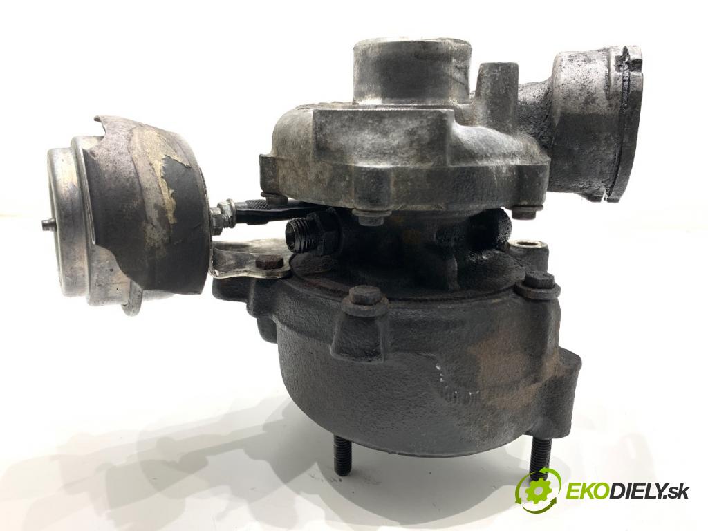 AUDI A4 B6 Kombi 2004 96 kW 1.9 TDI 1896 turbo 038145702G (Kompletní turbodmychadlo)