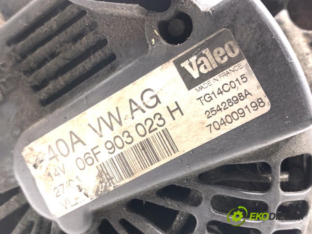 AUDI A4 B6 Kombi 2004 96 kW 1.9 TDI 1896 Alternátor 06F903023H (Alternátor)