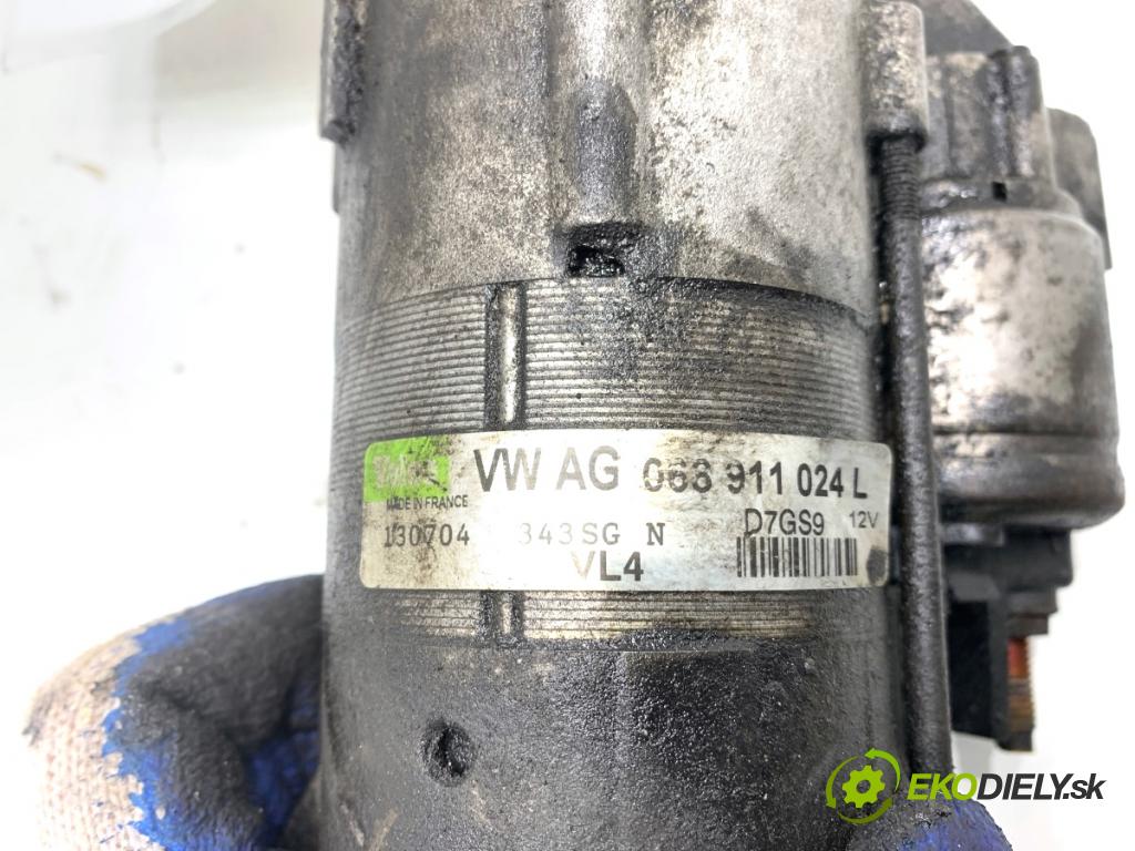 AUDI A4 B6 Kombi 2004 96 kW 1.9 TDI 1896 startér 068911024L (Startér)