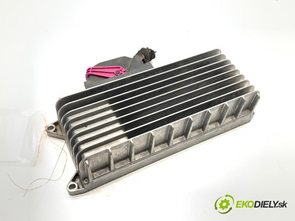 AUDI Q7 4L SUV 2007 171 kW 3.0 TDI quattro 2967 Zosilňovač 4L0910223H (Zosilňovač)