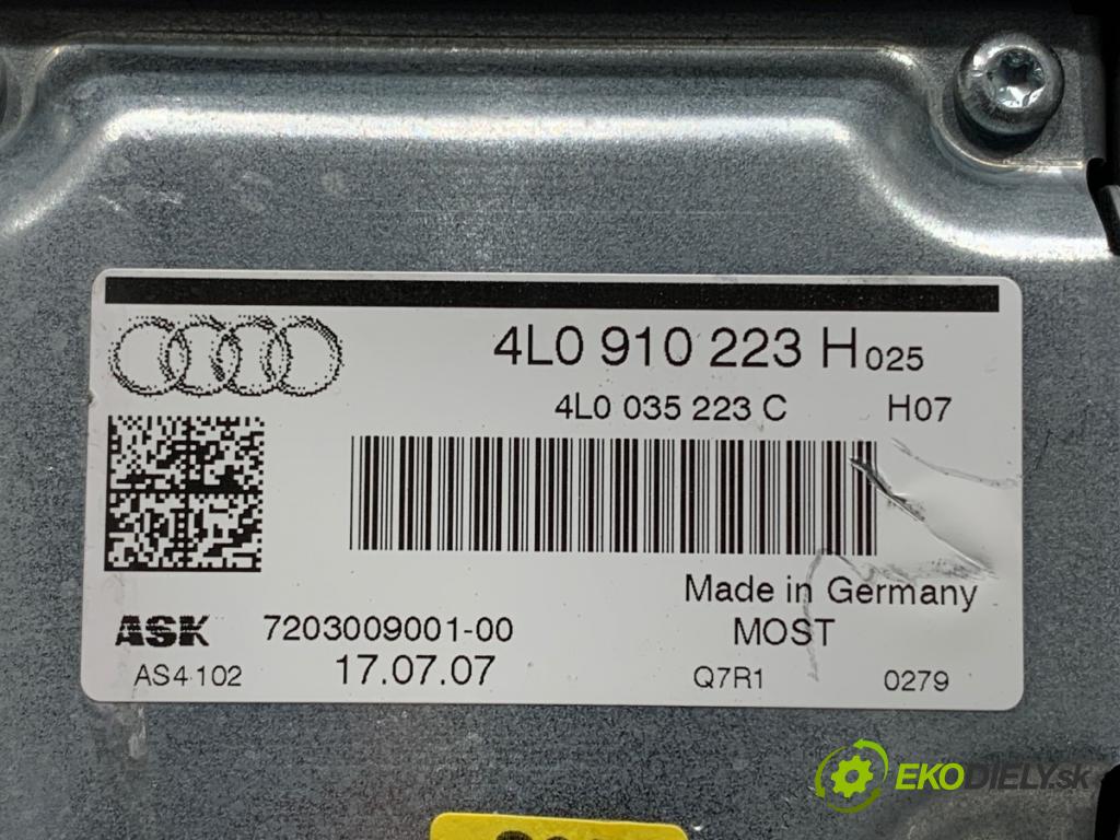 AUDI Q7 4L SUV 2007 171 kW 3.0 TDI quattro 2967 Zosilňovač 4L0910223H (Zosilňovač)