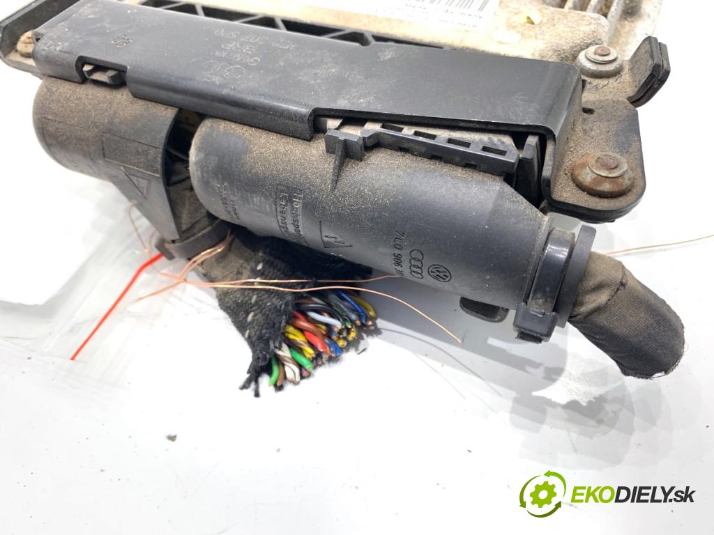 AUDI Q7 4L SUV 2007 171 kW 3.0 TDI quattro 2967 riadiaca jednotka Motor 4L0910401R (Riadiaca jednotka)