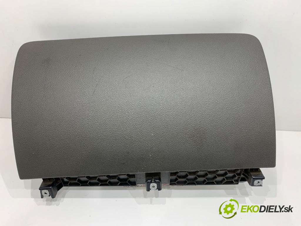 AUDI Q7 4L SUV 2007 171 kW 3.0 TDI quattro 2967 Priehradka, kastlík spolujazdca 4L1857035D (Priehradka (kastlík))