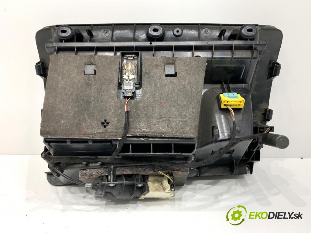 AUDI Q7 4L SUV 2007 171 kW 3.0 TDI quattro 2967 Priehradka, kastlík spolujazdca 4L1857035D (Priehradka (kastlík))