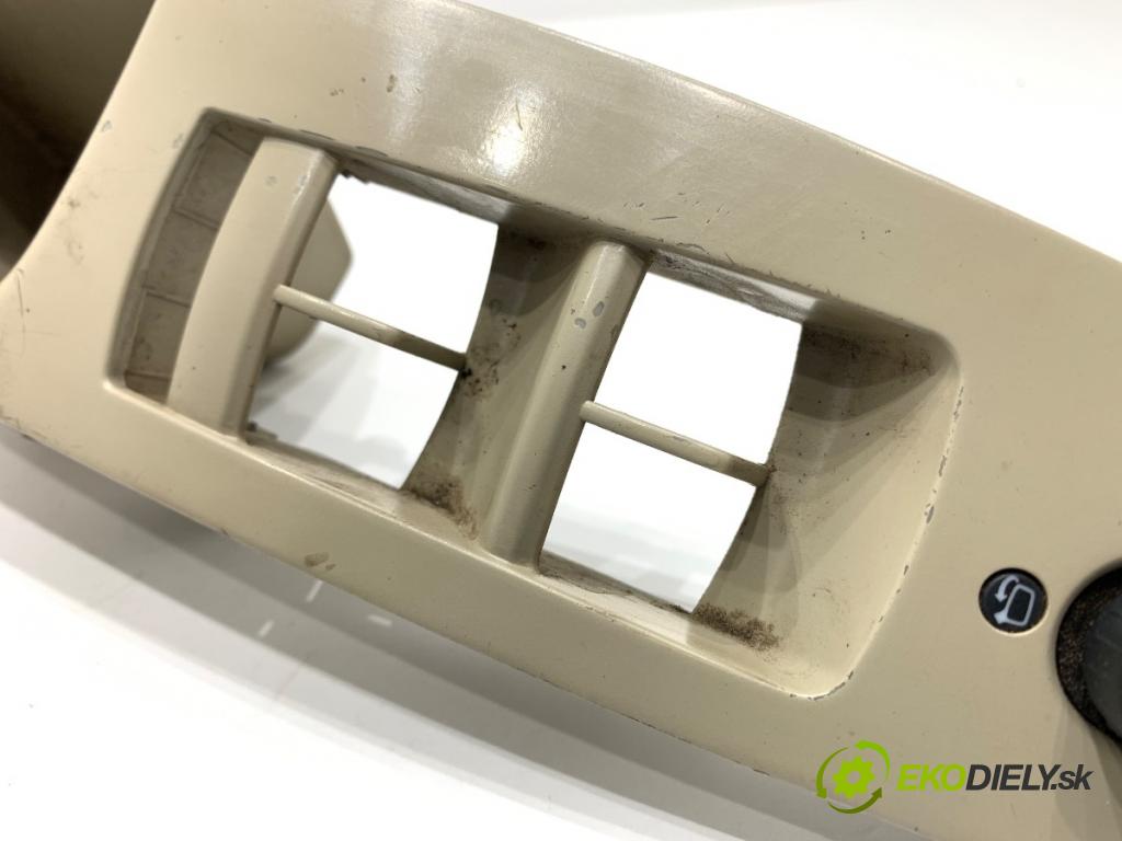 AUDI Q7 4L SUV 2007 171 kW 3.0 TDI quattro 2967 Prepínač nastavenia spätných zrkadiel  (Prepínacie páčky pod volantom)