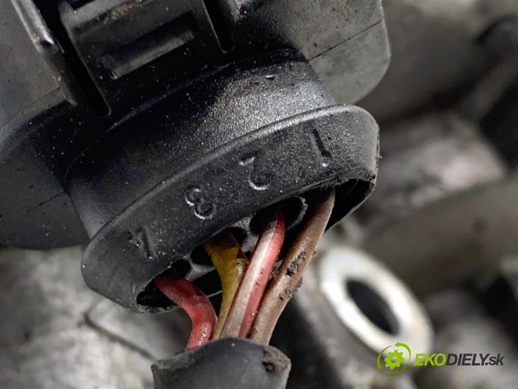 AUDI Q7 4L SUV 2007 171 kW 3.0 TDI quattro 2967 Nastavovač zvod, potrubie 059129086M (Motorček ostatné)