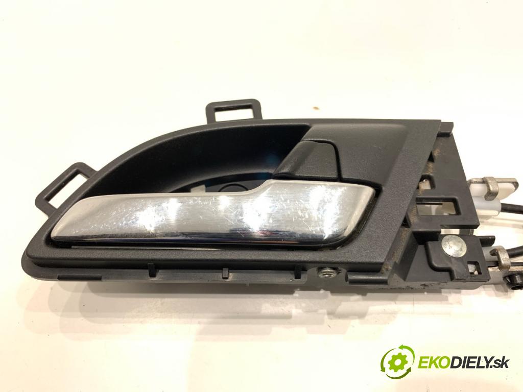 HONDA CR-V III SUV 2007 103 kW 2.2 i-CTDi 4WD (RE6) 2204 zámok Dvere pravy zad