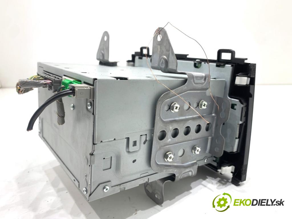 HONDA CR-V III SUV 2007 103 kW 2.2 i-CTDi 4WD (RE6) 2204 RADIO 39100-SWA-G202-M1 (Audio zariadenie)