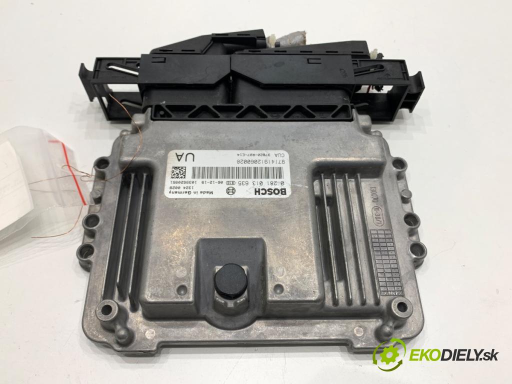 HONDA CR-V III SUV 2007 103 kW 2.2 i-CTDi 4WD (RE6) 2204 riadiaca jednotka Motor 0281013635 (Riadiaca jednotka)