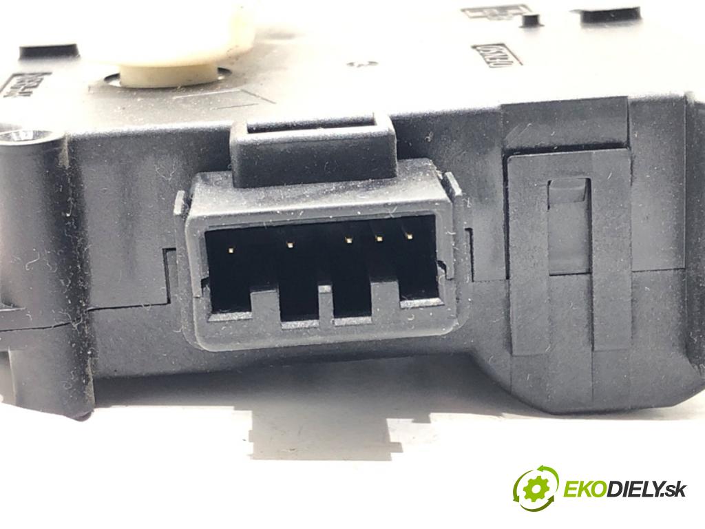 HONDA CR-V III SUV 2007 103 kW 2.2 i-CTDi 4WD (RE6) 2204 motor topení 113800-2320