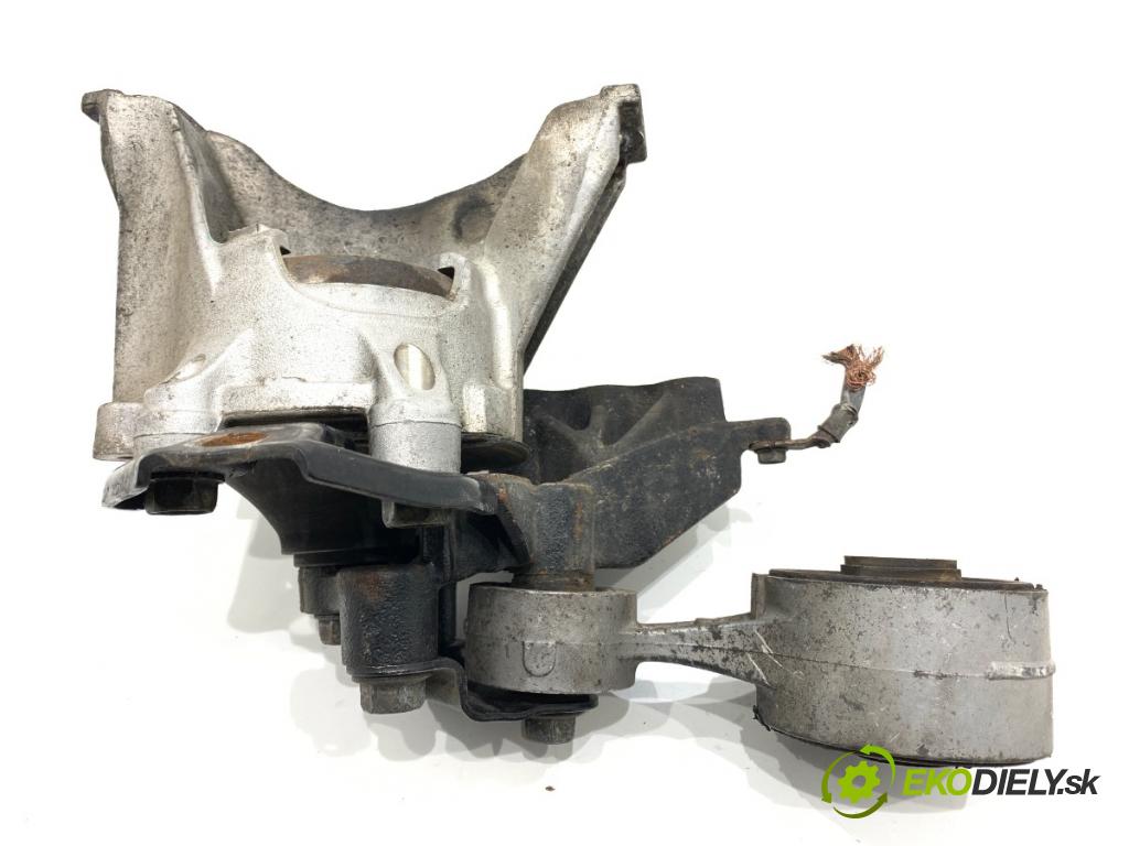 HONDA CR-V III SUV 2007 103 kW 2.2 i-CTDi 4WD (RE6) 2204 AirBag Motor ľavy 