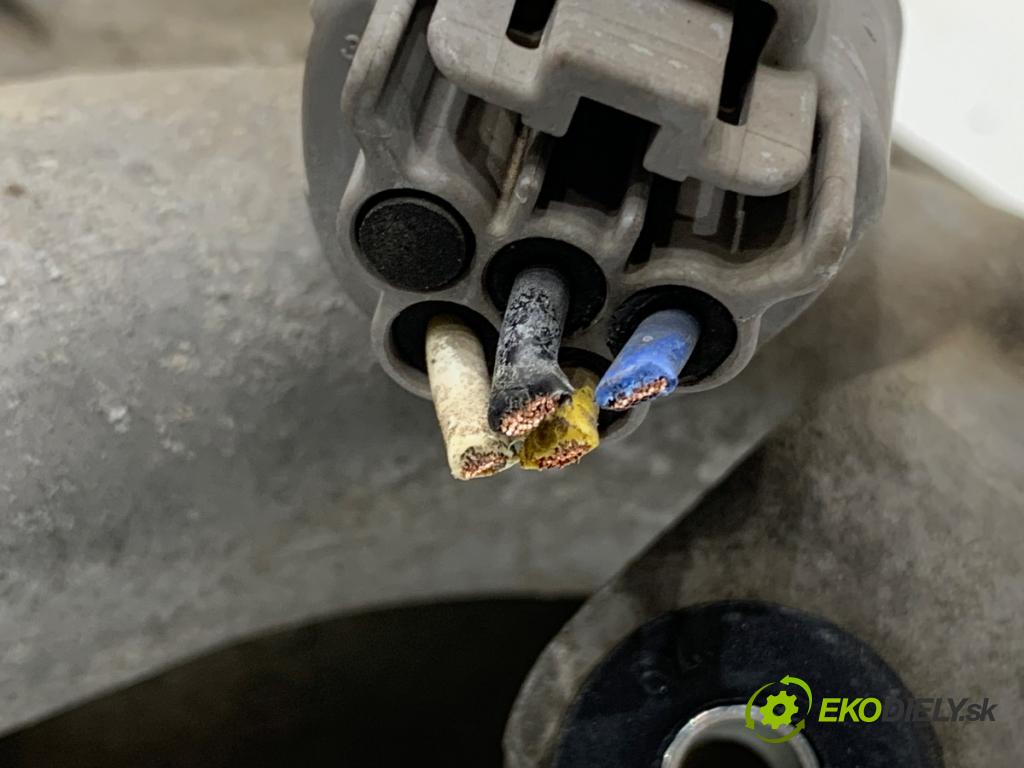 HONDA CR-V III SUV 2007 103 kW 2.2 i-CTDi 4WD (RE6) 2204 Mechanizmus stieračov predný  (Motorček stieračov predný)