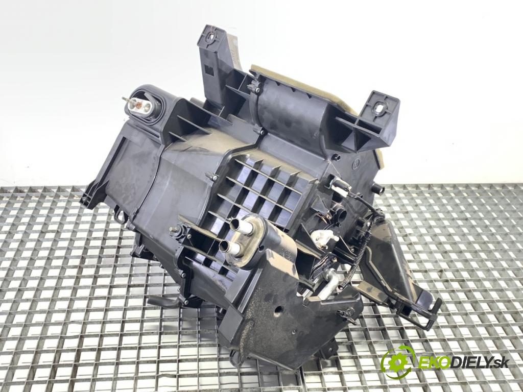 HONDA CR-V III SUV 2007 103 kW 2.2 i-CTDi 4WD (RE6) 2204 Výhrevné teleso, radiátor kúrenia komplet KOMBAJN  (Radiátor kúrenia)