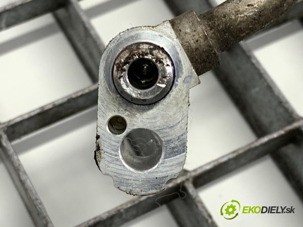 HONDA CR-V III SUV 2007 103 kW 2.2 i-CTDi 4WD (RE6) 2204 rúrka klimatizace 80342-SWY-G011-M1 (Trubka klimatizace)