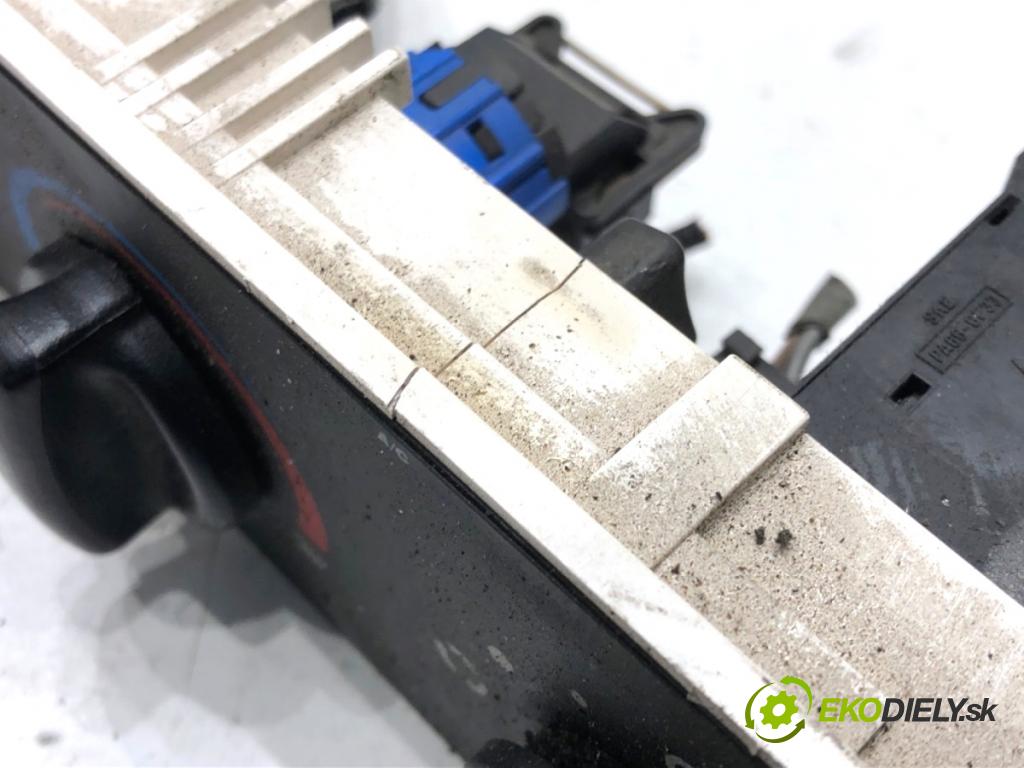 FORD TRANSIT V Autobus 2007 63 kW 2.2 TDCi 2198 Panel ovládania kúrenia YC1H-18K391CD (Prepínacie páčky pod volantom)