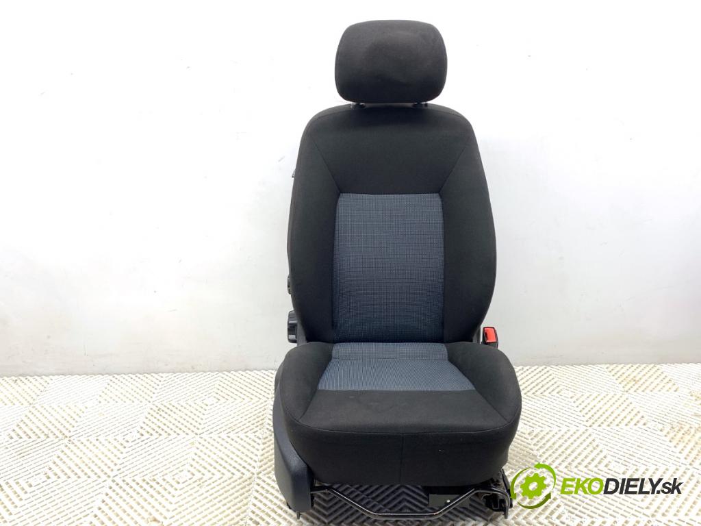 FORD MONDEO MK4 Kombi 2011 107 kW 2.0 1999 Sedadlo pravy predný 
