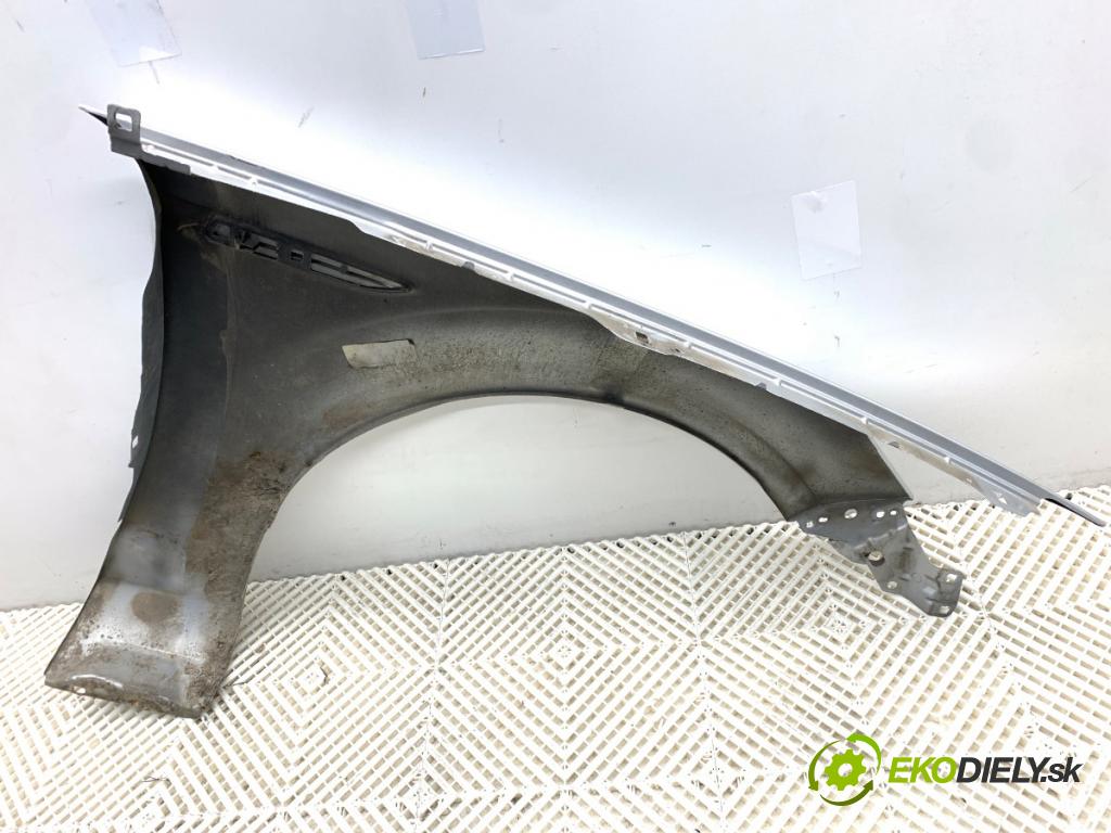 FORD MONDEO MK4 Kombi 2011 107 kW 2.0 1999 blatník levý přední část