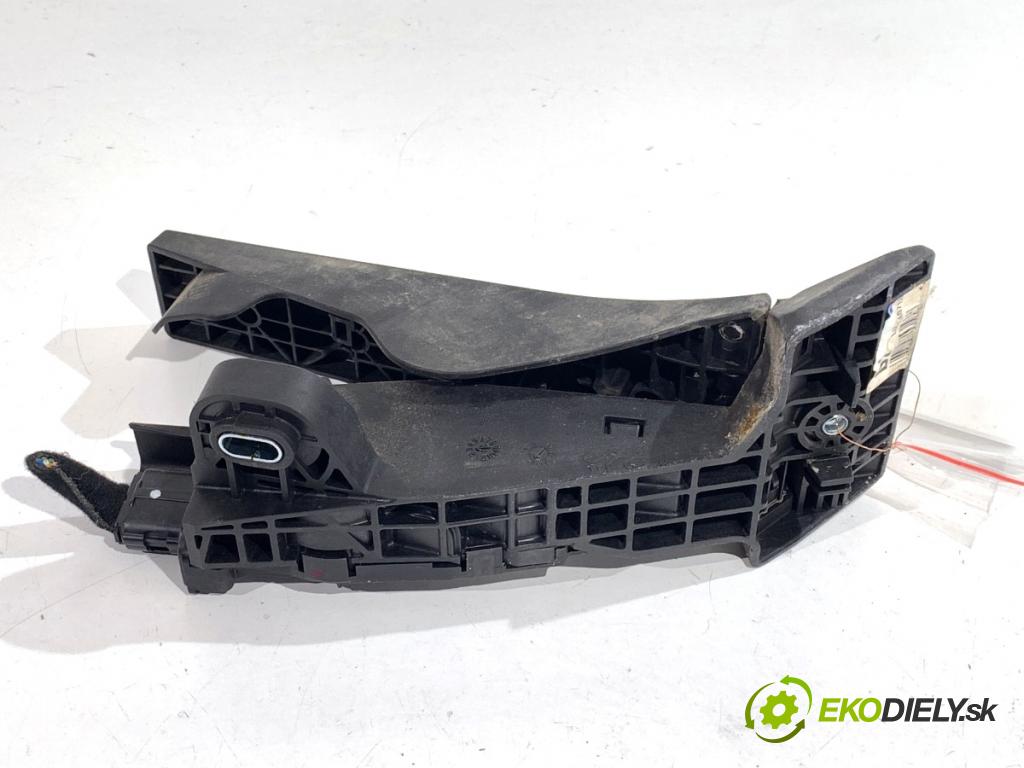 KIA OPTIMA sedan 2016 104 kW 1.7 CRDi 1685 Potenciometer plynu 0822A1-D4200 (Potenciometer plynového pedálu)