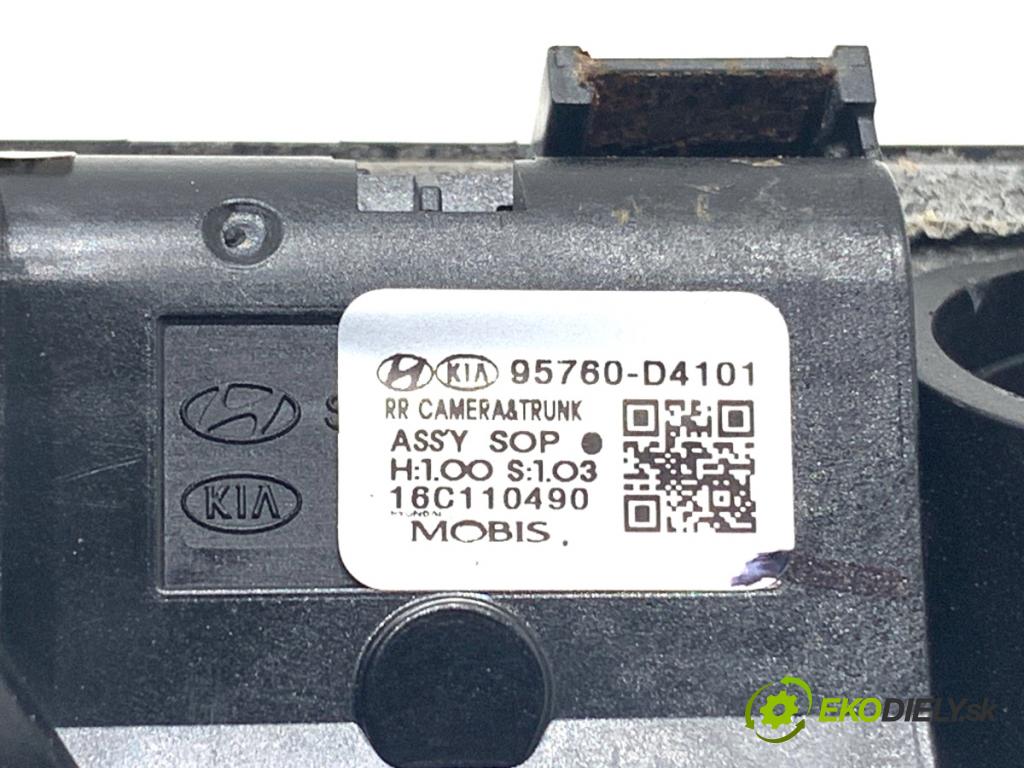 KIA OPTIMA sedan 2016 104 kW 1.7 CRDi 1685 Kľučka dverí zad 95760-D4101