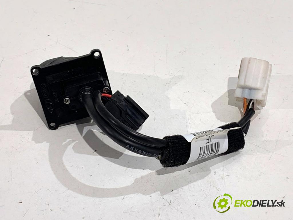 KIA OPTIMA sedan 2016 104 kW 1.7 CRDi 1685 KAMERA ZPĚT: 39350-03070