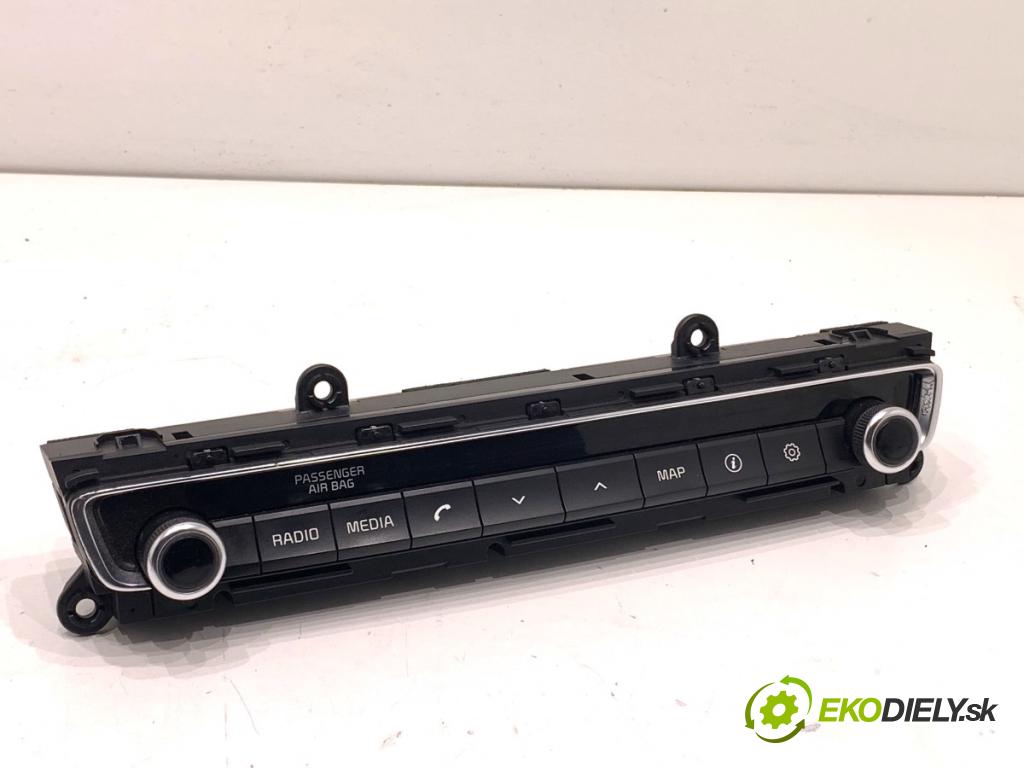 KIA OPTIMA sedan 2016 104 kW 1.7 CRDi 1685 Panel ovládania radia 96540-D4700WK (Prepínacie páčky pod volantom)