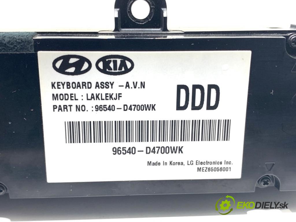 KIA OPTIMA sedan 2016 104 kW 1.7 CRDi 1685 Panel ovládania radia 96540-D4700WK (Prepínacie páčky pod volantom)