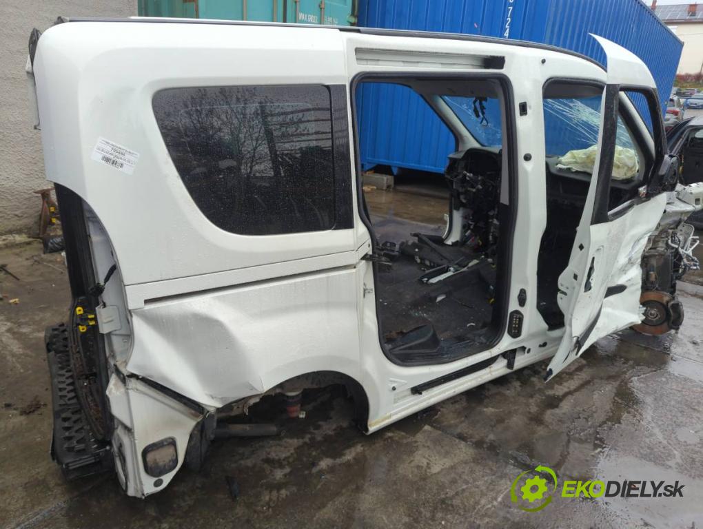 FIAT DOBLO II Nadwozie pełne/minivan 2016 66 kW 1.3 D Multijet 1248 karoséria ČTVRŤÁK: Blatník zad ľavy pravy prah strecha PODŁUŻNICA ľavy pravy