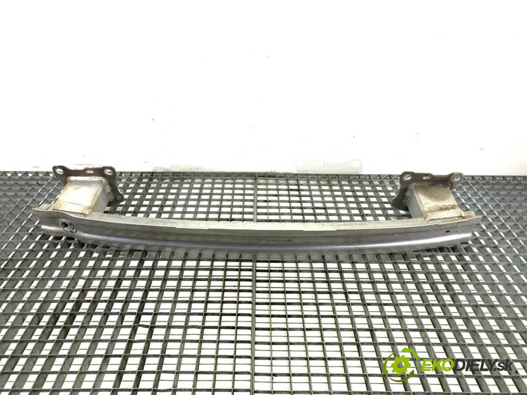 AUDI A4 B9 Kombi 2016 110 kW 2.0 TDI 1968 výztuha nárazníka zadní část 8W0807309 (Zadní výztuha)