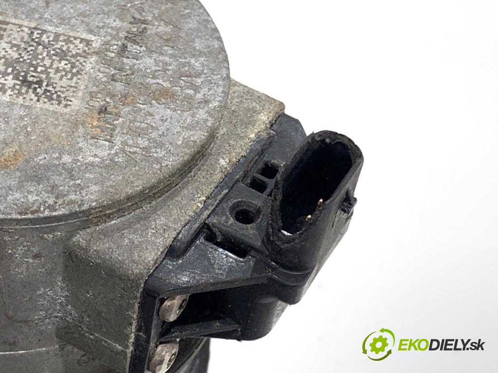 AUDI A4 B9 Kombi 2016 110 kW 2.0 TDI 1968 DALŠÍ: pumpa vody 4H0965567A (Vodní pumpa)