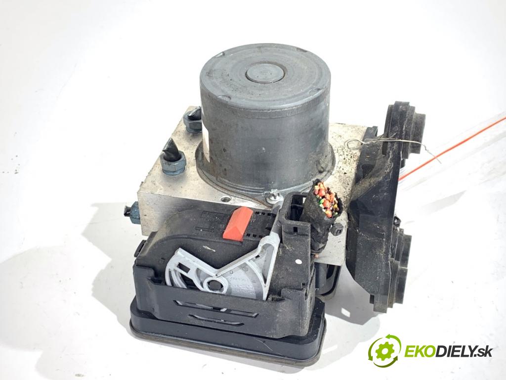 AUDI A4 B9 Kombi 2016 110 kW 2.0 TDI 1968 Pumpa ABS 8W0614517M (Pumpa ABS)