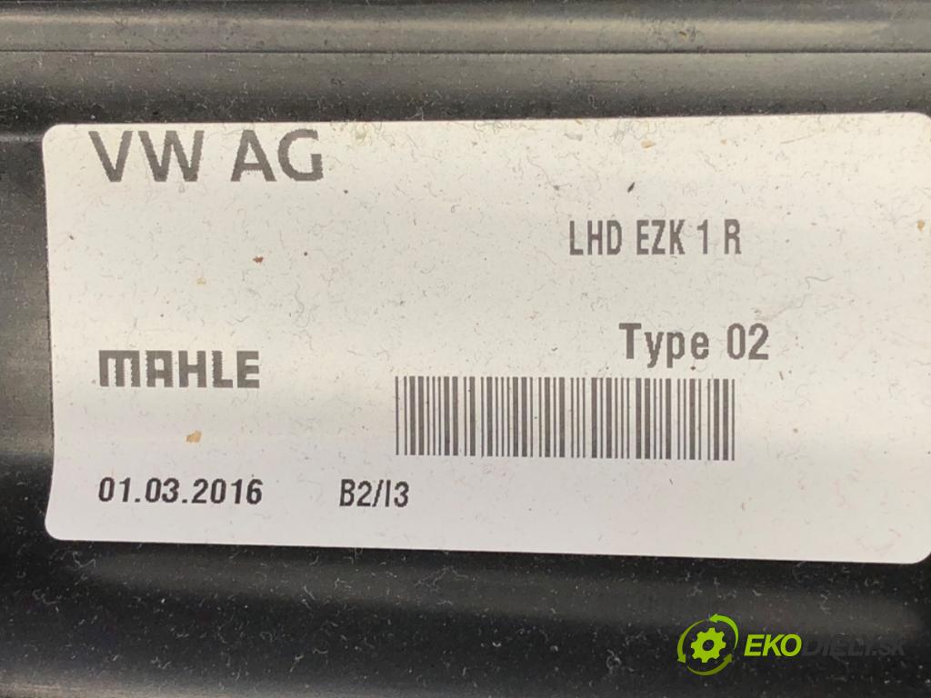 AUDI A4 B9 Kombi 2016 110 kW 2.0 TDI 1968 Výhrevné teleso, radiátor kúrenia komplet KOMBAJN 8W1820005A (Radiátor kúrenia)