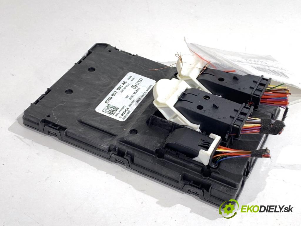 AUDI A4 B9 Kombi 2016 110 kW 2.0 TDI 1968 modul BCM 8W0907063AC (Řídící jednotka ostatní)