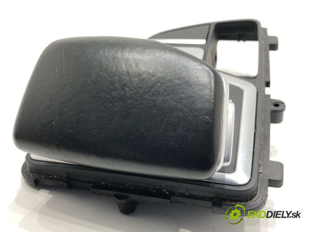 AUDI A4 B9 Kombi 2016 110 kW 2.0 TDI 1968 Manžeta 8W1713111C (Rýchlostná páka (kulisa))