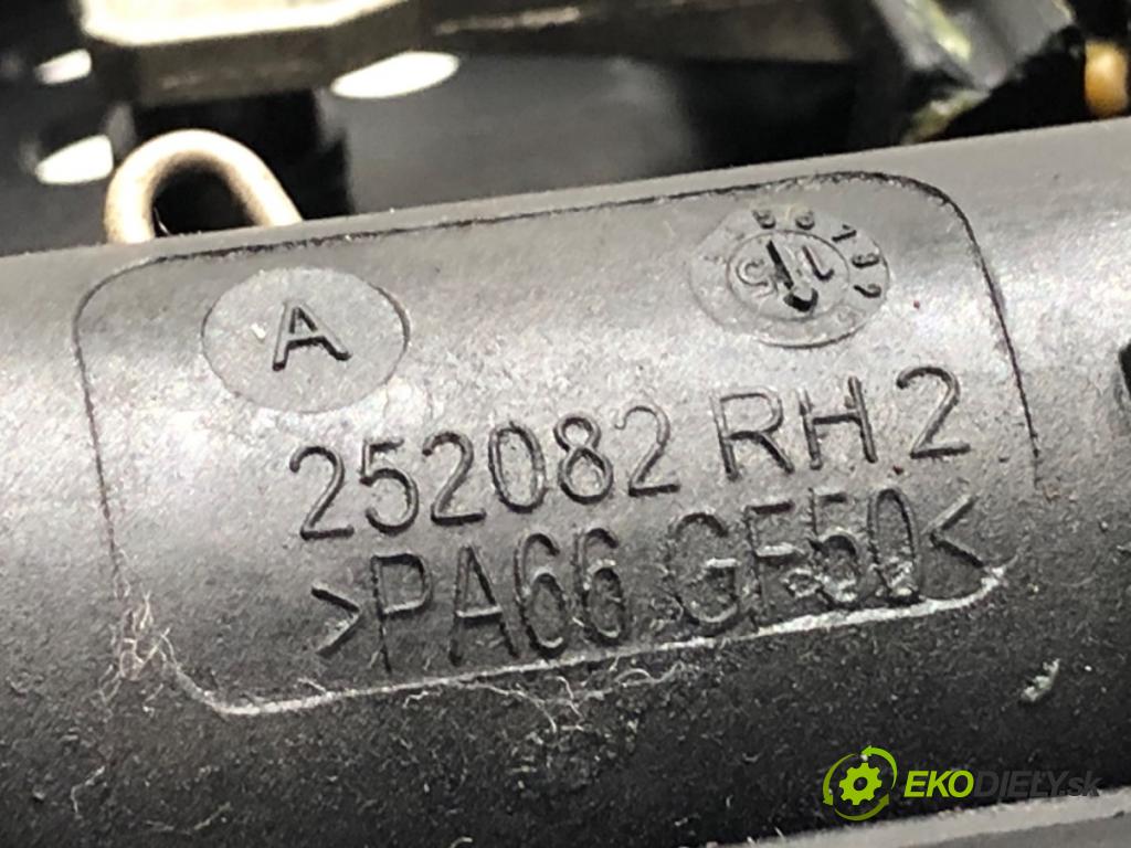 AUDI A4 B9 Kombi 2016 110 kW 2.0 TDI 1968 Kľučka vonkajšia pravy zad