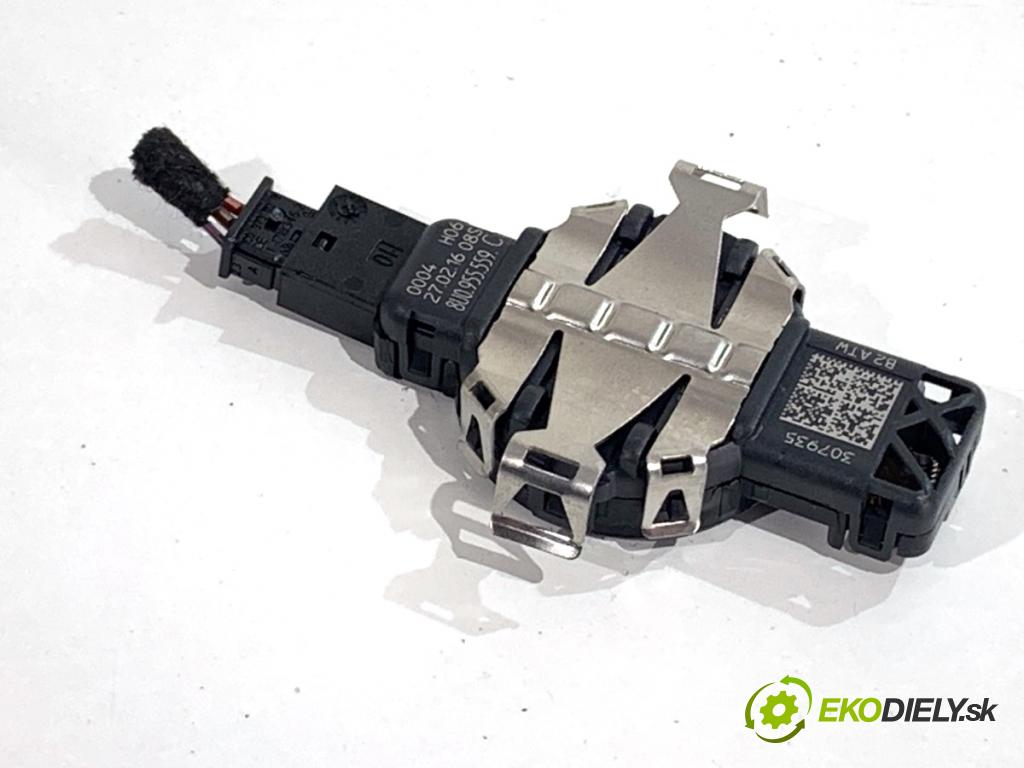 AUDI A4 B9 Kombi 2016 110 kW 2.0 TDI 1968 Snímač dažďa 8U0955559C (Snímač dažďa)