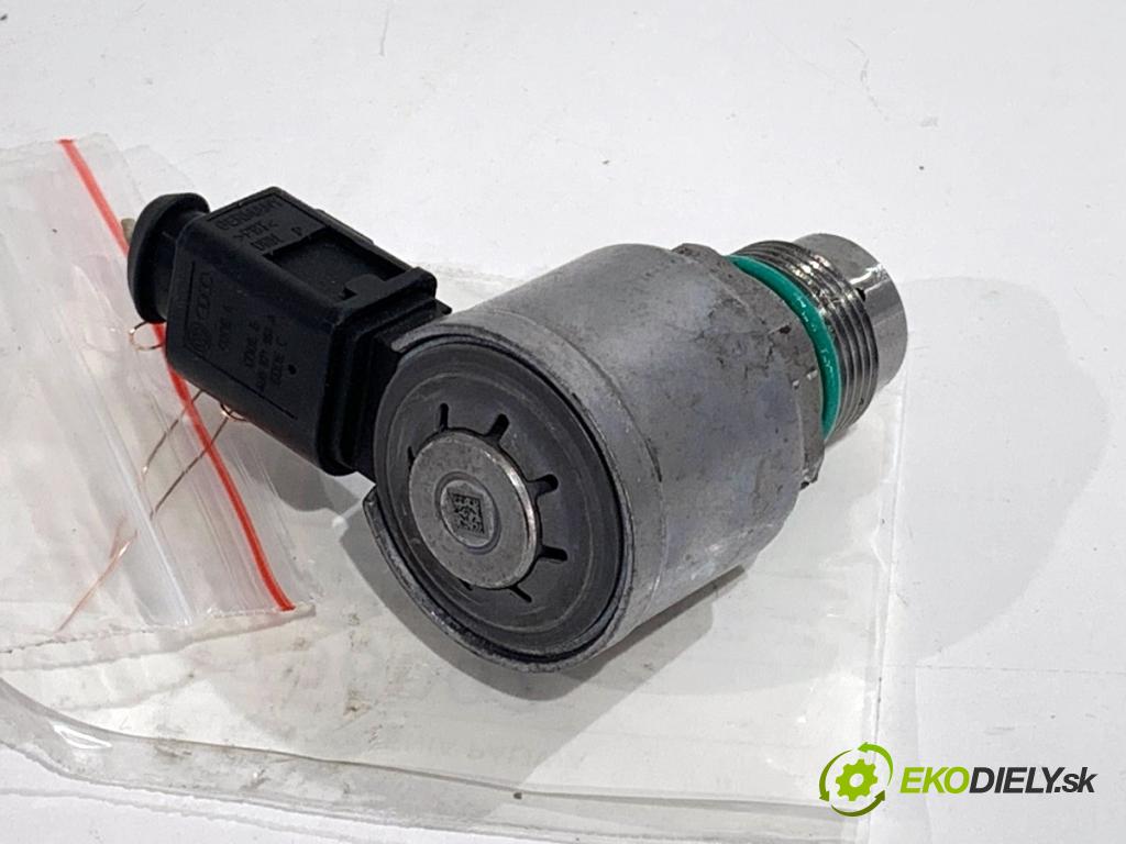 AUDI A4 B9 Kombi 2016 110 kW 2.0 TDI 1968 Snímač tlaku paliva 04L130764C (Snímač)