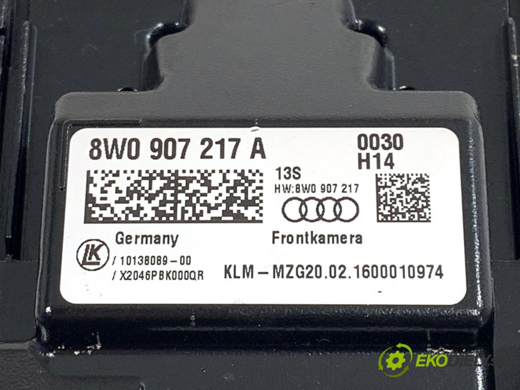 AUDI A4 B9 Kombi 2016 110 kW 2.0 TDI 1968 KAMERA okna prednej 8W0907217A
