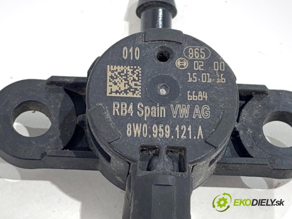 AUDI A4 B9 Kombi 2016 110 kW 2.0 TDI 1968 Snímač nárazu 8W0959121A (Snímač nárazu)