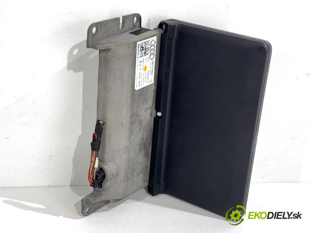 AUDI A4 B9 Kombi 2016 110 kW 2.0 TDI 1968 Dislpej 8W1919604 (Prístrojová doska)