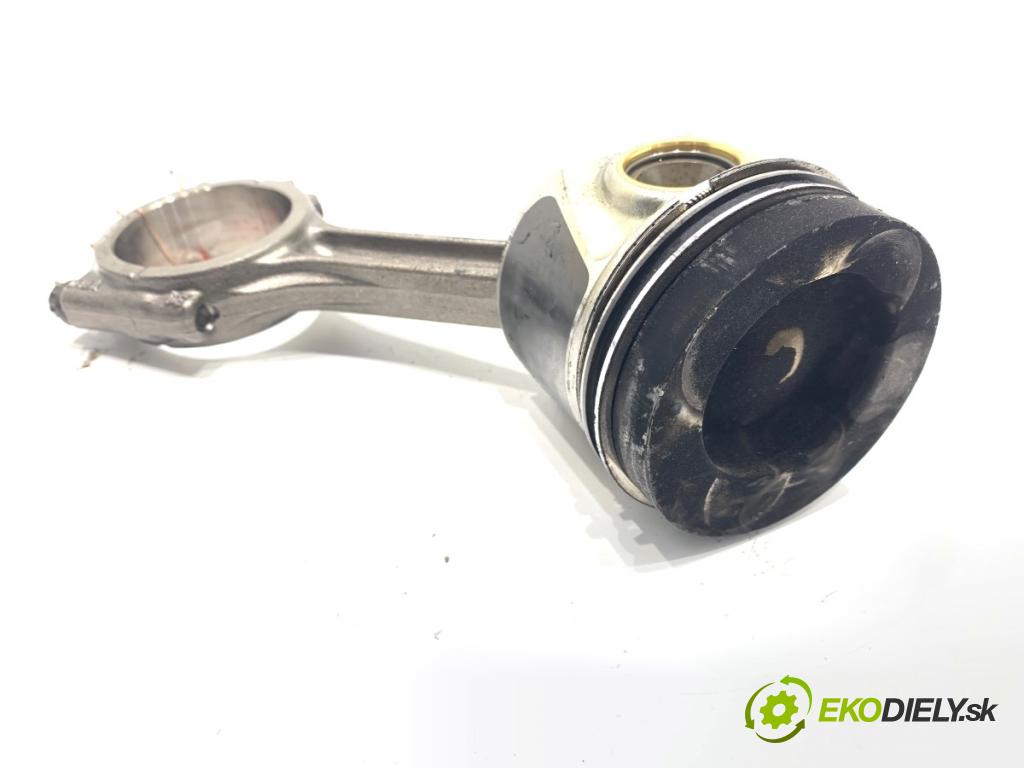 AUDI A4 B9 Kombi 2016 110 kW 2.0 TDI 1968 PIEST: ojnica 04LA DEU (Piest)