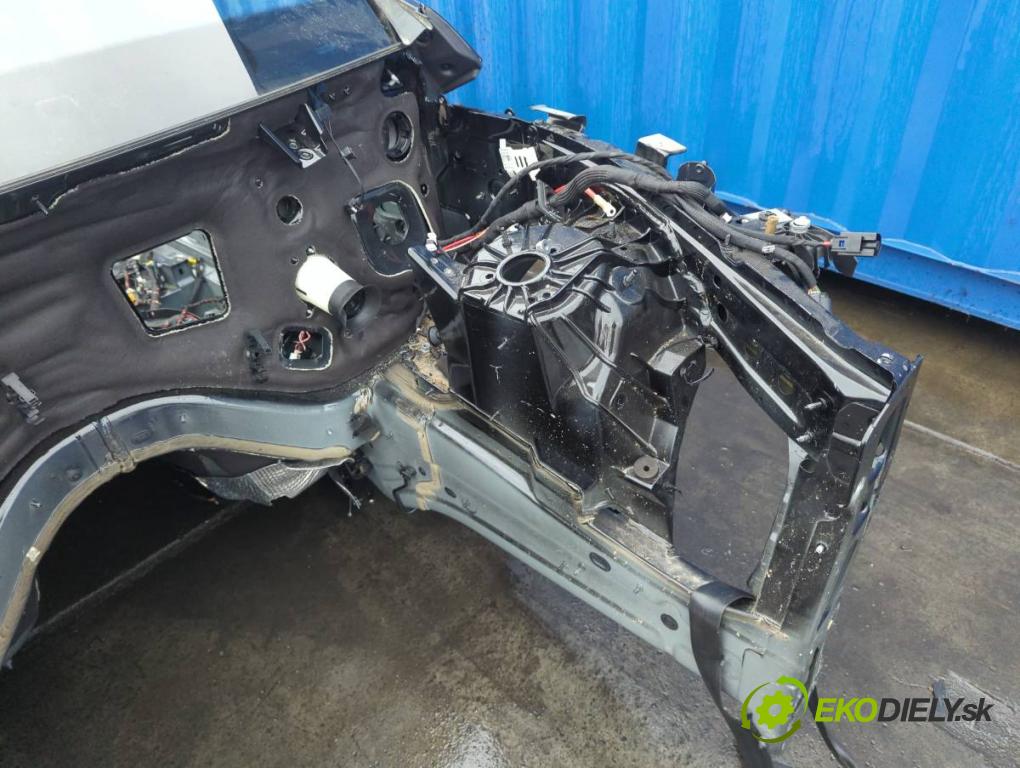 MERCEDES-BENZ GLE  2025 198 kW GLE 300 d 4-matic (167.109) 1993 karoséria ČTVRŤÁK: Blatník zad ľavy pravy prah strecha PODŁUŻNICA ľavy pravy