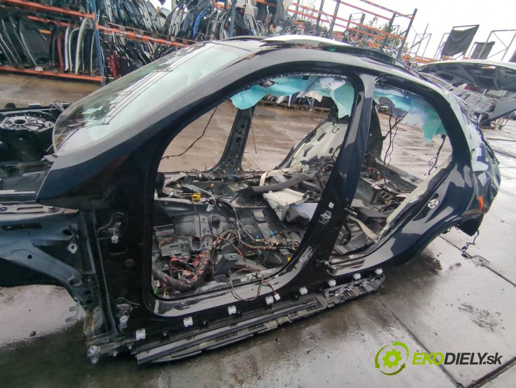 MERCEDES-BENZ GLE  2025 198 kW GLE 300 d 4-matic (167.109) 1993 karoséria ČTVRŤÁK: Blatník zad ľavy pravy prah strecha PODŁUŻNICA ľavy pravy