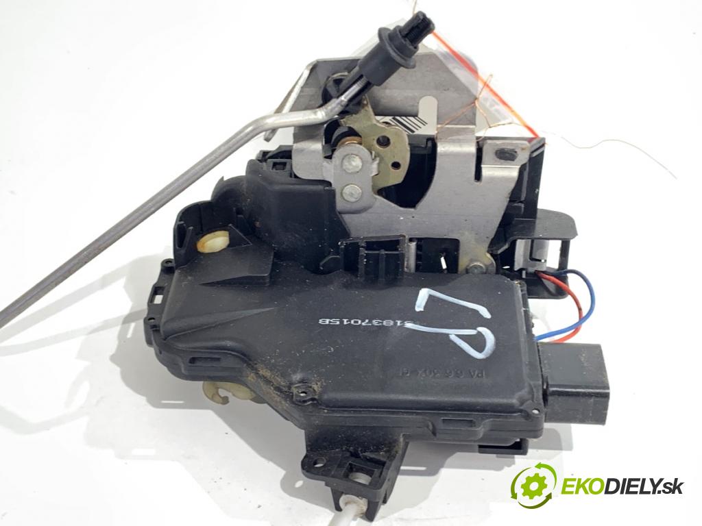 AUDI A4 B6 sedan 2001 96 kW 2.0 1984 zámok Dvere ľavy predný 4B1837015B