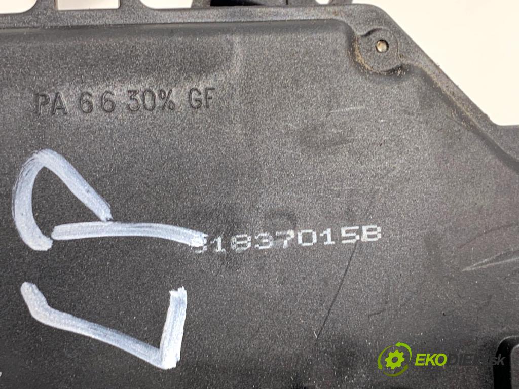 AUDI A4 B6 sedan 2001 96 kW 2.0 1984 zámok Dvere ľavy predný 4B1837015B