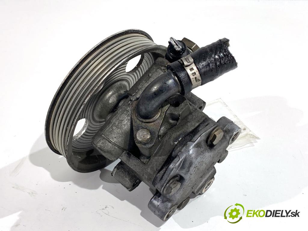 AUDI A4 B6 sedan 2001 96 kW 2.0 1984 pumpa servočerpadlo 8E0145153 (Servočerpadlo)