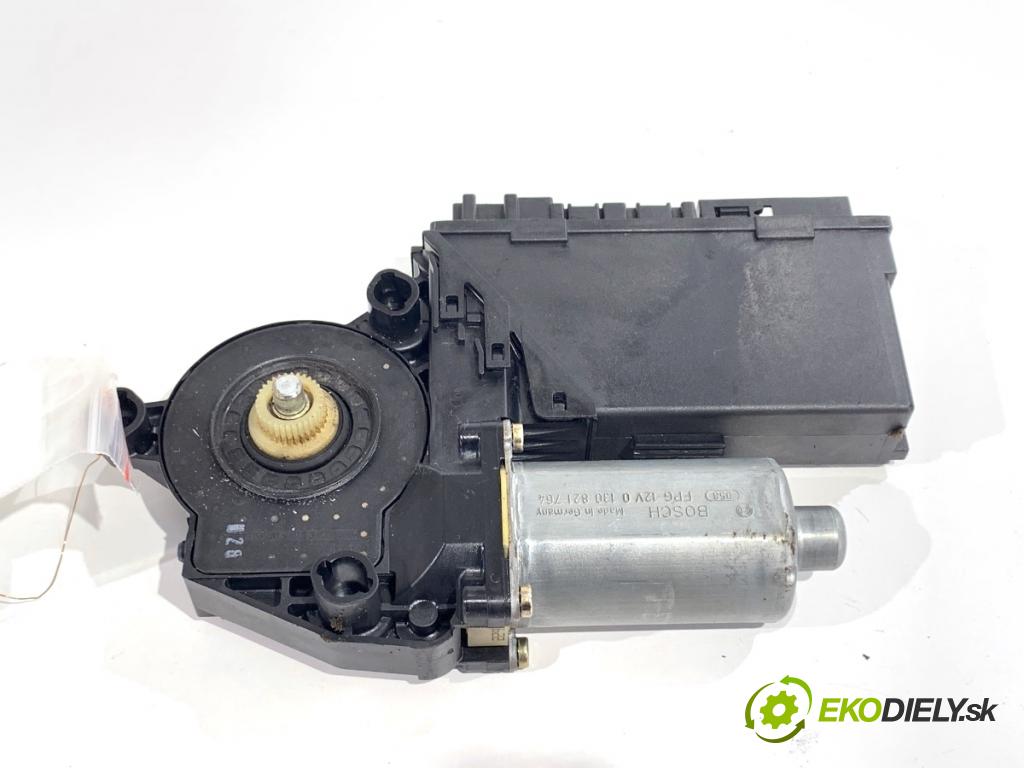 AUDI A4 B6 sedan 2001 96 kW 2.0 1984 Motor sťahovania okna pravy predný 8E1959802B
